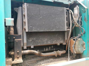 Excavatrice sur chenilles d'occasion KOBELCO SK230-6E 23 tonnes, pelle hydraulique d'occasion SK200-8 SK210-8 de haute qualité - Product Image 3