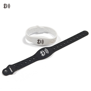 Pulsera de Silicona con Código QR/Logotipo Personalizado, <span class=keywords><strong>13.56MHz</strong></span> MIFARE DESFire EV1 EV3, <span class=keywords><strong>RFID</strong></span> NFC, para Control de Acceso, Tarjeta de Hotel - Product Image 3