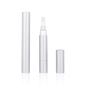 Nouveauté Stylo brillant à lèvres torsadé en aluminium Bouteilles d'huile pour cuticules ongles en gel et <span class=keywords><strong>baume</strong></span> à lèvres cosmétique avec éponge - Product Image 1