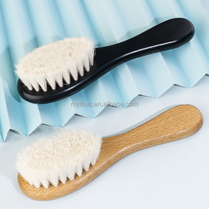 Cepillo de pelo para niños <span class=keywords><strong>recién</strong></span> <span class=keywords><strong>nacidos</strong></span> con mango de madera etiqueta privada al por mayor cepillo de pelo de bebé de cerdas de cabra suave ecológico para niños - Product Image 4