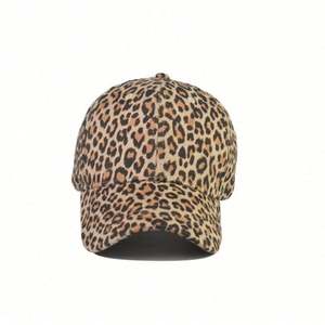 Casquette de baseball tendance en daim végétalien imprimé léopard pour femme, collection Printemps-Été, idéale pour la protection solaire et les activités sportives en extérieur - Product Image 2