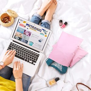 <span class=keywords><strong>Sobres</strong></span> de Envío de Plástico Personalizados, Bolsas de Correo Blancas para Calcetines, Embalaje de Peluche, con Tratamiento de Superficie para Impresión - Product Image 4