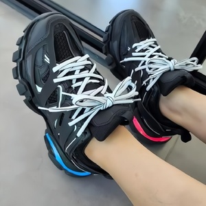 Zapatillas Deportivas de Alta Calidad, Diseño de Lujo, Transpirables, para Mujer, Estilo Casual, con Luces, para Hombre - Product Image 1