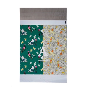 Bolsas de embalaje de correo de polietileno de plástico grueso con impresión de logotipo personalizado - Product Image 3