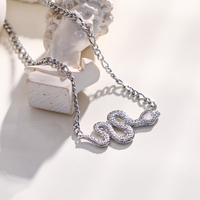 Collier Animal Féminin Pendentif Serpent Doré Chaîne Délicate Plaqué Or 14K Minimal Simple Belle Bijoux Cadeau