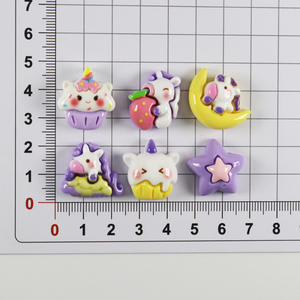 Funda para teléfono móvil DIY de dibujos animados Pony Star Moon y accesorios para el cabello hechos a mano resina Navidad ocasión crema pegamento Material paquete - Product Image 4