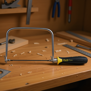 Sierra de calar FatMax de 12 pulgadas con marco de metal y mango ergonómico para cortes de precisión - Product Image 3