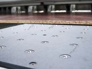 Scie intelligente pour console d'ordinateur Scie à poutre en bois Scie automatique à servomoteur Scie automatique CNC Machine à découper le bois - Product Image 2