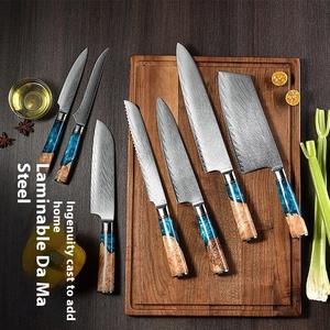 <span class=keywords><strong>Set</strong></span> di <span class=keywords><strong>coltelli</strong></span> <span class=keywords><strong>da</strong></span> cucina fatti a mano in acciaio damasco VG10 Core affilato coltello <span class=keywords><strong>da</strong></span> Chef con manico in resina per posate <span class=keywords><strong>professionali</strong></span> con verdure a base di carne - Product Image 6