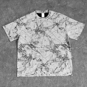 ผู้ผลิตเสื้อยืดผู้ชายลายหินอ่อนสัมผัสเย็นแบบกำหนดเอง พิมพ์ลายสาดหมึก ดีไซน์นามธรรมแบบไล่สี - Product Image 4