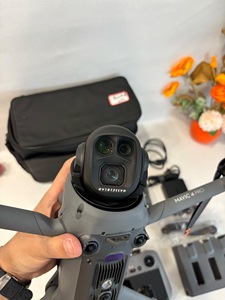 DJI Mavic 4 Pro 95% neuf avec RC Pro 2, double caméra 100MP 4K, drone professionnel - Product Image 3