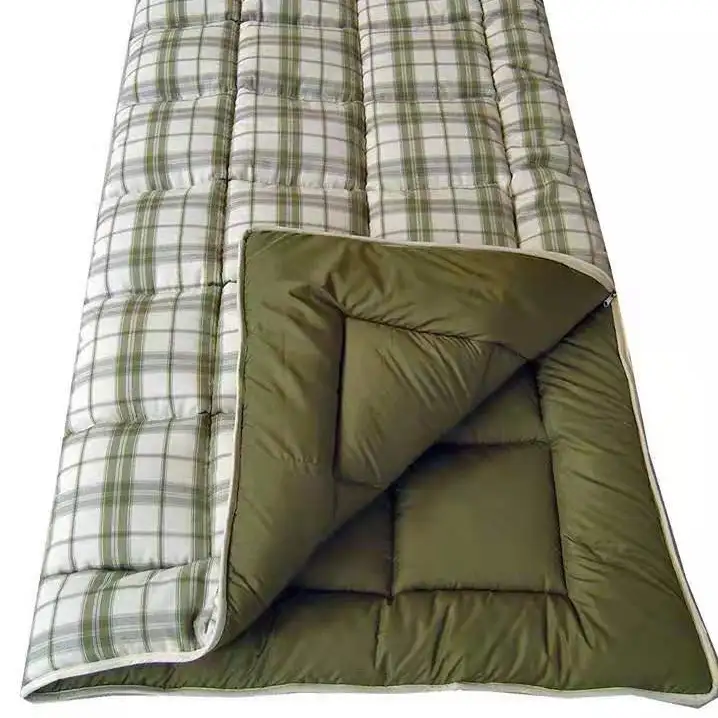Saco de dormir retângulo grande, tem clining de algodão e exterior com revestimento à prova d'água e forro de 100% algodão
