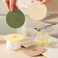 Couvre-gobelet en silicone anti-poussière, couvercle de gobelet scellé réutilisable en silicone avec support pour cuillère