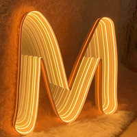 Enseigne LED GFace à haute luminosité avec effet visuel de tunnel profond et miroir infini 3D en verre conducteur, personnalisable pour logo mural de studio