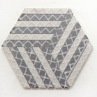 Mosaïque de carreaux de céramique hexagonale noire et blanche de style marocain pour sol et mur de salle de bain