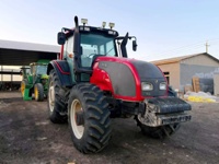 Tracteur d'occasion VALTRA T171 180HP 4 roues motrices, tracteur agricole, matériel agricole