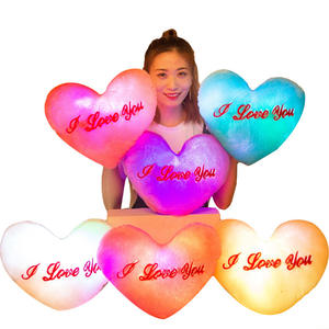 Cojín <span class=keywords><strong>de</strong></span> corazón Led luminoso para el Día <span class=keywords><strong>de</strong></span> <span class=keywords><strong>San</strong></span> Valentín <span class=keywords><strong>de</strong></span> alta calidad, almohada brillante, muñeco <span class=keywords><strong>de</strong></span> peluche, juguetes iluminados, regalo para <span class=keywords><strong>San</strong></span> Valentín, venta al por mayor - Product Image 1