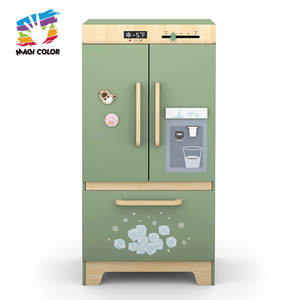 マジカラー リアルな木製キッチンおもちゃセット 幼児・子供向け 2～10歳 エコフレンドリー塗料 グリーン冷蔵庫 水が出るディスペンサー付き - Product Image 2
