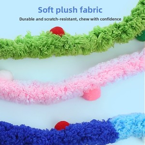 Bâtonnet de jeu pour chat en peluche durable, grande collection avec clochette et plumes, styles variés et colorés, jouet interactif amusant pour chaton et chat - Product Image 2