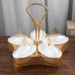 QIAN HU Türkischer Luxus Golden Metal Kunststoff Snack Tablett Trocken frucht platte mit Deckel Deko Lagerung Schokoladen teller