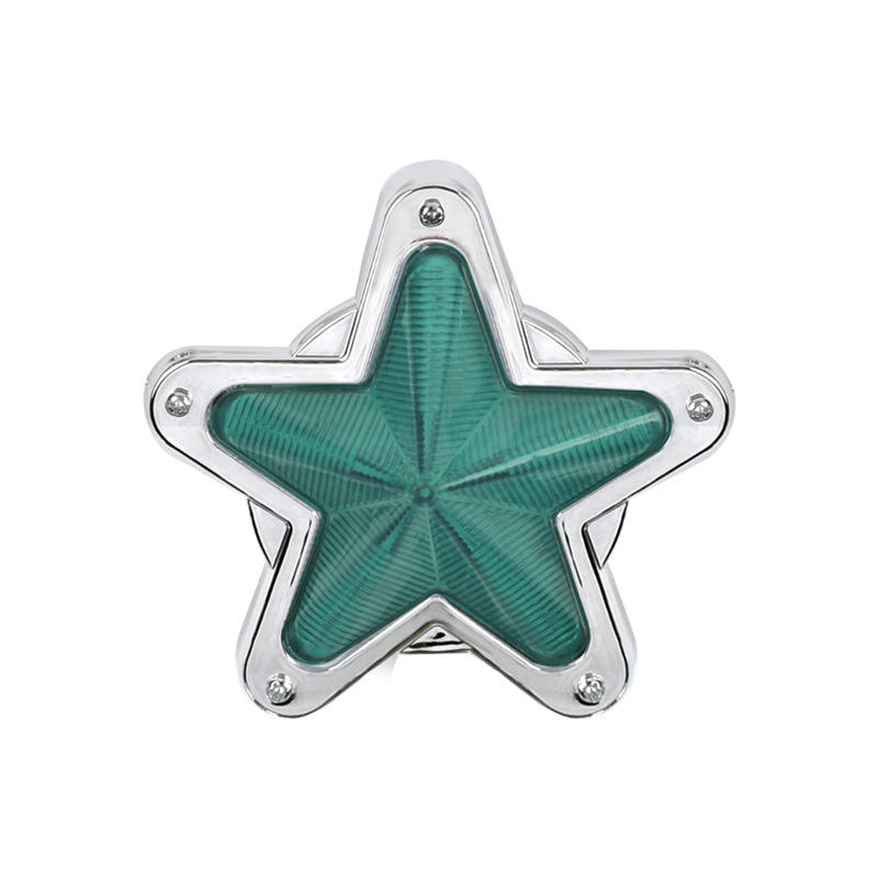 สีเขียว