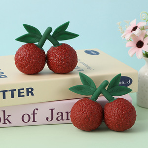 Juguete Antiestrés de Goma con Forma de Fruta de Yangmei, Muñeco de Goma para Aliviar el Estrés en la Oficina y para Jóvenes - Product Image 6