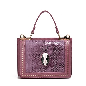 Nuevo remache cuadrado pequeño Satchel, bandolera, bolsa de piel de serpiente patrón portátil bolso bolsos para mujeres - Product Image 6