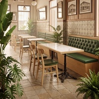 Ensemble de salle à manger vintage en bois avec banquette, mobilier de restaurant rétro pour snack-bar, pâtisserie et bistro