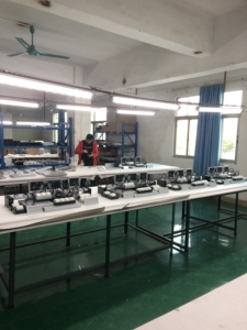 Caja de Joyería de Lujo Rectangular Vintage de Cuero PU Rojo, Juego de Cajas con Adornos Dorados en Relieve, Cierre de Botón, Múltiples Tamaños, Ecológica - Product Image 5