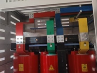 Transformateur triphasé sec à résine coulée SCB14 1600 kVA, bobinage en cuivre, refroidissement ONAN, 50/60 Hz, pour centres de données et applications commerciales
