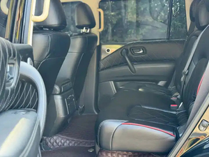 Excelente Relación Calidad-Precio, Nissan Patrol 2018 Usado Verificado, 4.0L 7AT Gasolina, SUV Económico, Servicio Completo - Product Image 5