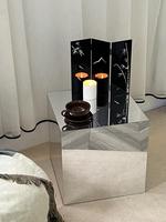 Table basse carrée moderne et simple en miroir acrylique de luxe pour salle à manger salon hôtel et île affichage photographie-Table de chevet