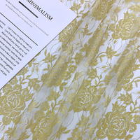 Tissu floral en fil d'or brillant élégant de luxe en gros pour robe de mariée, robe de soirée, robe de fête