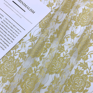 Tessuto Floreale di Lusso con Filo Dorato Lucido per Abiti da Sposa, Abiti da Sera e Abiti da Cerimonia - Product Image 2