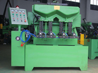 Écrou de prix usine faisant la machine, machine de forgeage à froid automatique pour faire la machine d'écrou de boulon, machine de taraudage d'écrous