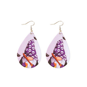 Boucles d'oreilles en acrylique imprimées Halloween pour femmes, design fantômes et crânes de dessin animé, idéales pour les fêtes effrayantes - Product Image 5