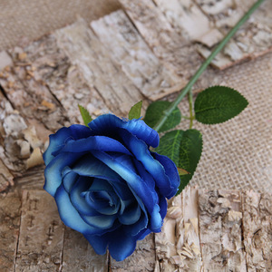 <span class=keywords><strong>Rosas</strong></span> de Terciopelo Rojo Más Vendidas, 11 Colores Disponibles, Flores Artificiales Decorativas al por Mayor - Product Image 3