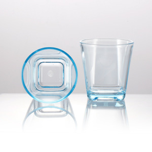 Jarra de Cerveza Acrílica Azul Transparente, Estilo Simple, Vaso para Beber de 350 ml, Vaso de Plástico Moderno y Minimalista para Agua y Jugos - Product Image 3
