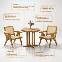 Ensemble de mobilier de restaurant commercial : Tables à manger en bois, fauteuils en rotin, style bohème tropical, vente en gros