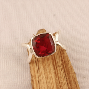 เครื่องประดับผู้หญิงแหวน7มม. ทำด้วยมือประดับโกเมนสีแดงชุบด้วยเงินสเตอร์ลิง925คุณภาพสูงเครื่องประดับแฟชั่นทำด้วยมือ - Product Image 1