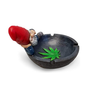 Decorativa In Resina Stoner Gnome con Giunto Posacenere Smoking Accessori - Product Image 3