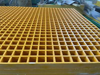 Plateforme de sol industrielle légère, couleur personnalisée, antidérapante, en fibre de verre (FRP/GRP), grille moulée, fournie directement par l'usine