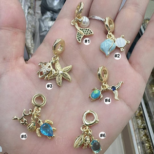 CZ9155 meduse in smalto placcato oro 18K CZ Micro pavé pesce tartaruga stelle Marine guscio meduse vita marina ciondola charm - Product Image 4