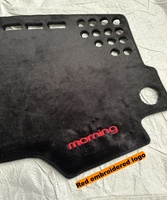 Tapis de tableau de bord de voiture en tissu pelucheux de luxe Luerman Factory, protection et décoration pour Toyota Camry Rav4 Camry Crown Corolla Vios