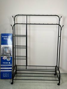 Perchero metálico de doble barra con ganchos antirust para ropa, organizador multifuncional para dormitorio, sala de estar, zapatos y sombreros - Product Image 6