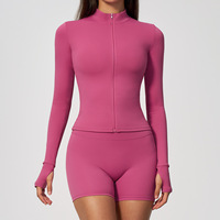 Ensembles de yoga pour femmes OEM, vêtements de sport à manches longues, shorts de fitness et de course, ensemble veste de yoga à marque privée