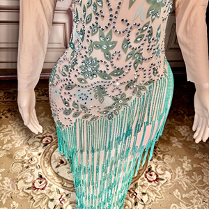 Abito da sera con orlo glitterato ZD con <span class=keywords><strong>maniche</strong></span> <span class=keywords><strong>lunghe</strong></span> trasparenti e nappe con strass scintillante abito da sera in vita naturale per Club Gala - Product Image 3