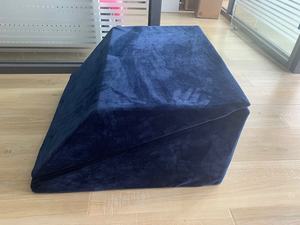 2024 superventas 2 cojines inclinados de espuma viscoelástica separados para piernas, rodillas y soporte para la espalda reflujo ácido antironquidos, lectura - Product Image 5