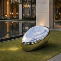 Tables, sièges, sculptures en acier inoxydable et pierre miroir pour jardins, parcs, places, boutiques, centres commerciaux, hôtels, décoration artistique en métal