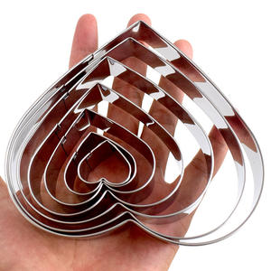 Offre Spéciale : Emporte-pièce Cœur Créatif en <span class=keywords><strong>Silicone</strong></span> Non Toxique et Antiadhésif pour Gâteaux de Mariage et Accessoires de Pâtisserie - Product Image 3